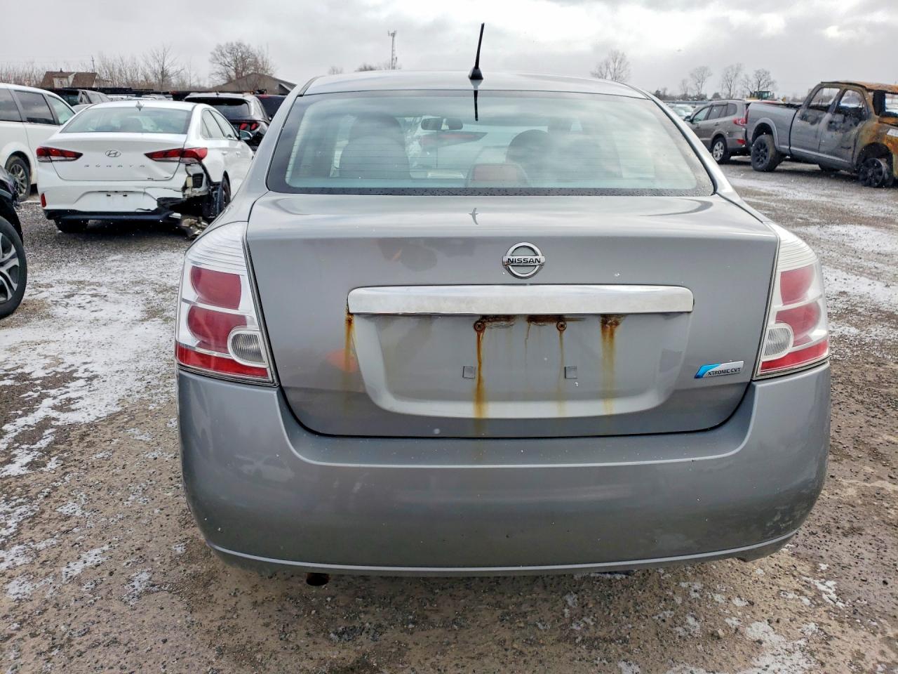2010 Niss Sentra VIN 3N1AB6AP4AL688749 photo 6