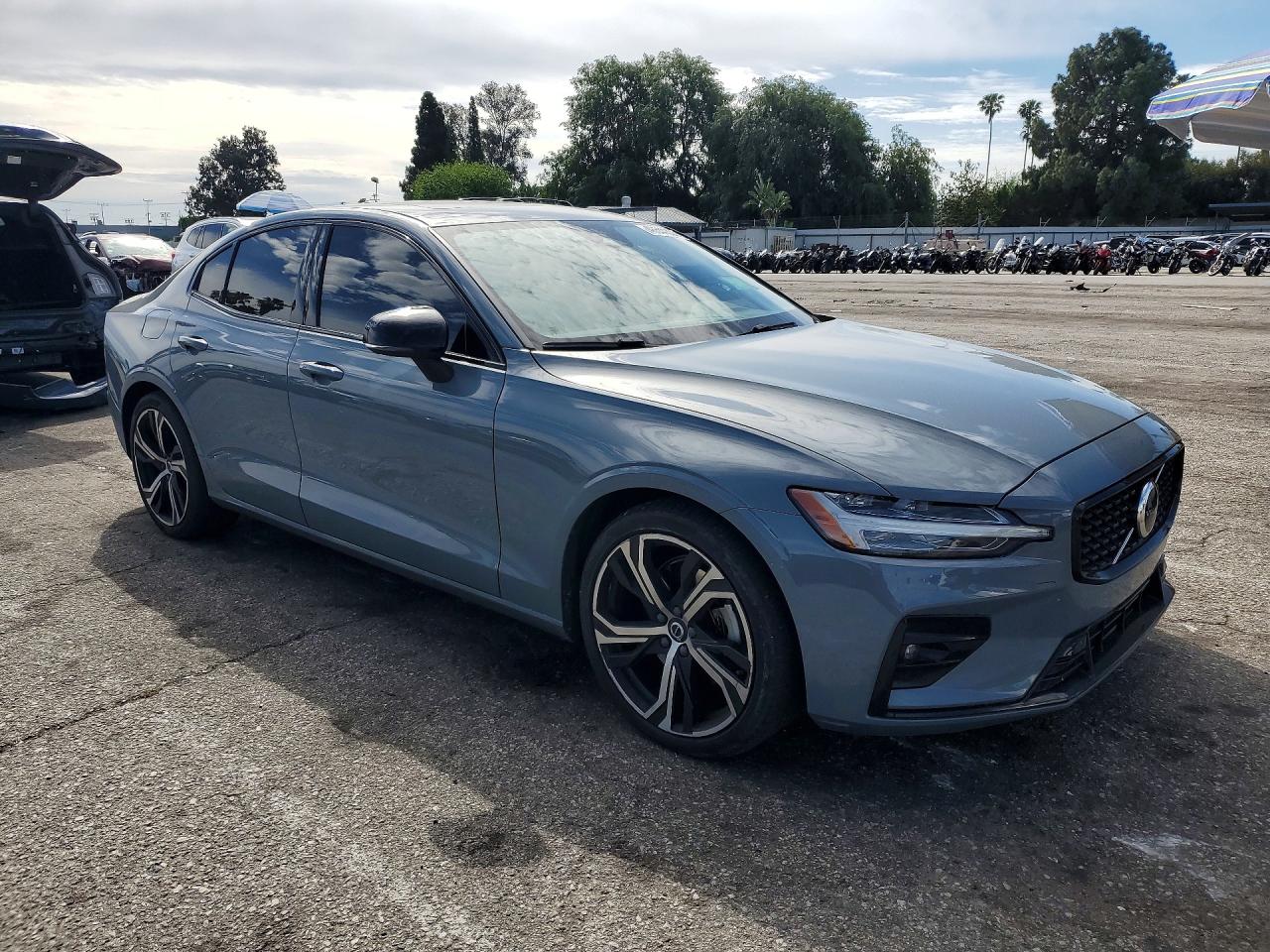 2024 Volvo S60 VIN 7JRL12TK6RG319640 photo 4