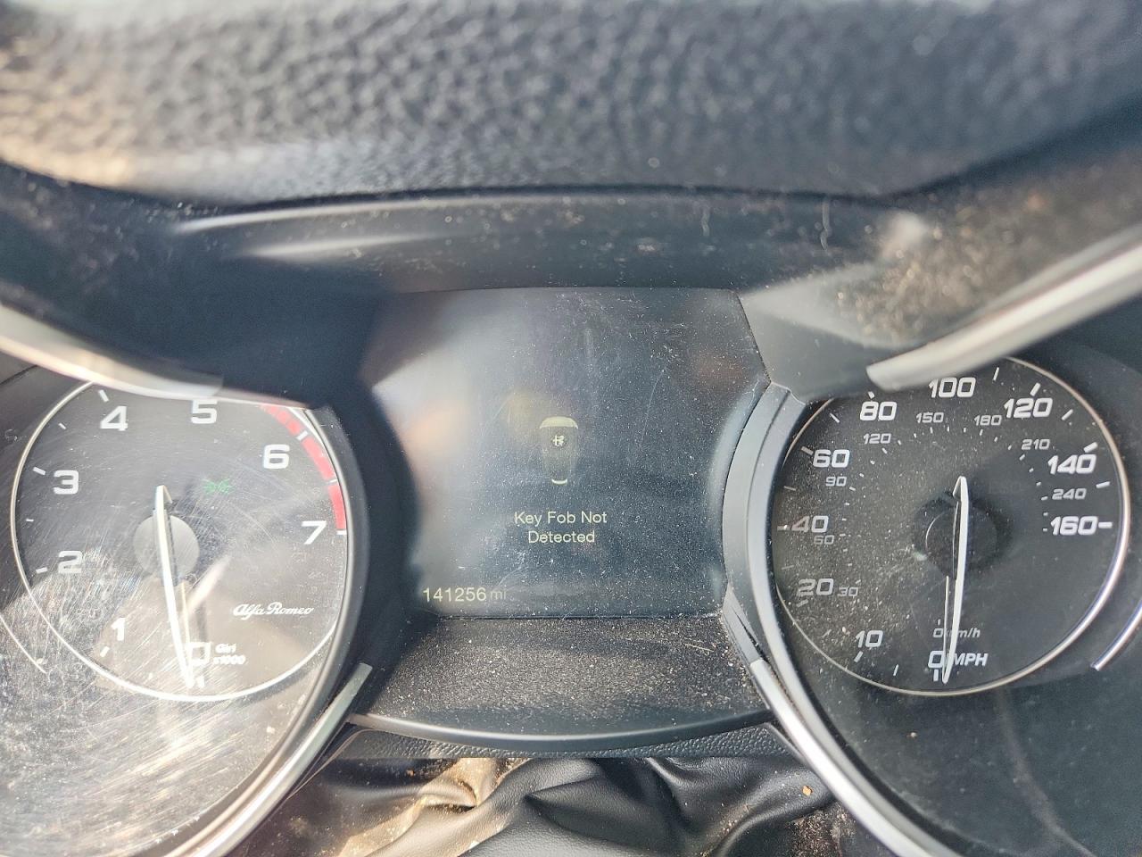 2018 Alfa Stelvio VIN ZASFAKBN6J7B60007 photo 9