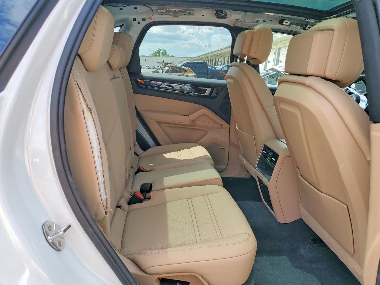 2023 PORSCHE Cayenne VIN WP1AA2AY4PDA10498 photo 11
