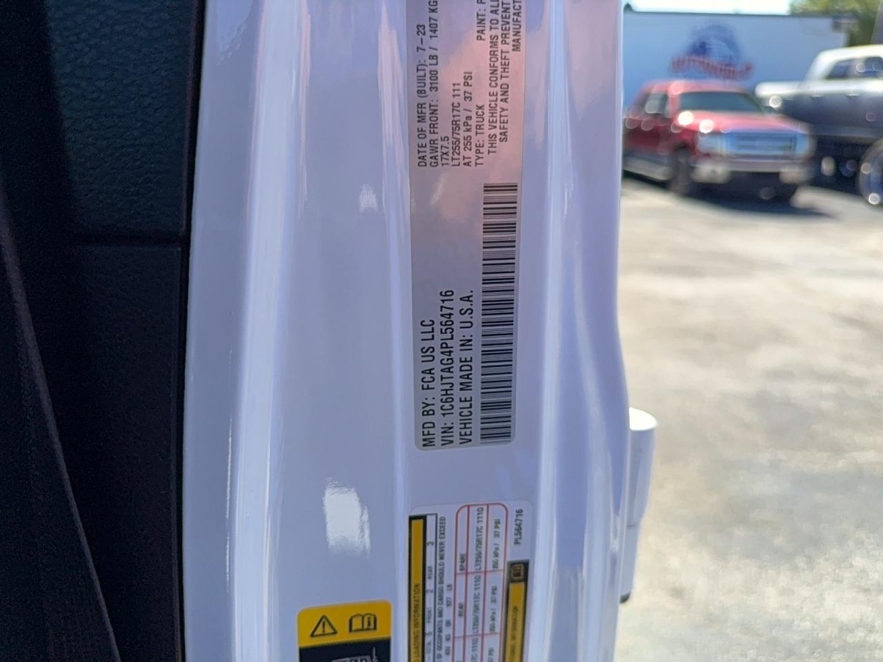 2023 Jeep Gladiator VIN 1C6HJTAG4PL564716 photo 10