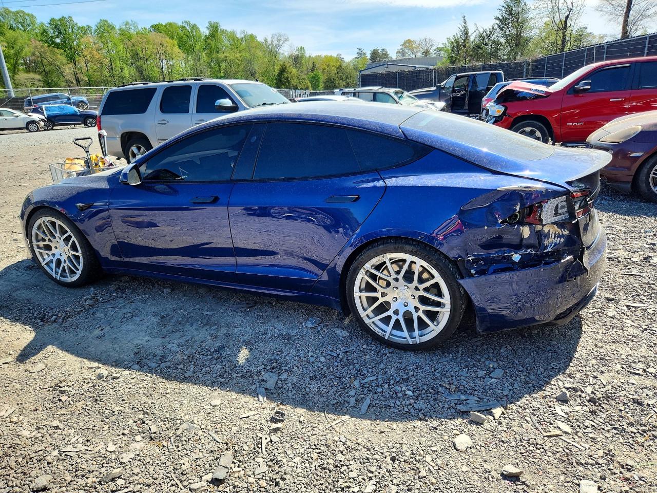 2022 Tesla Model s VIN 5YJSA1E66NF459809 photo 2
