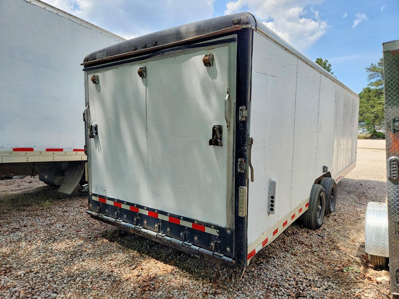 2010 WELLS Trailer VIN 1WC200L22A3060185 photo 4