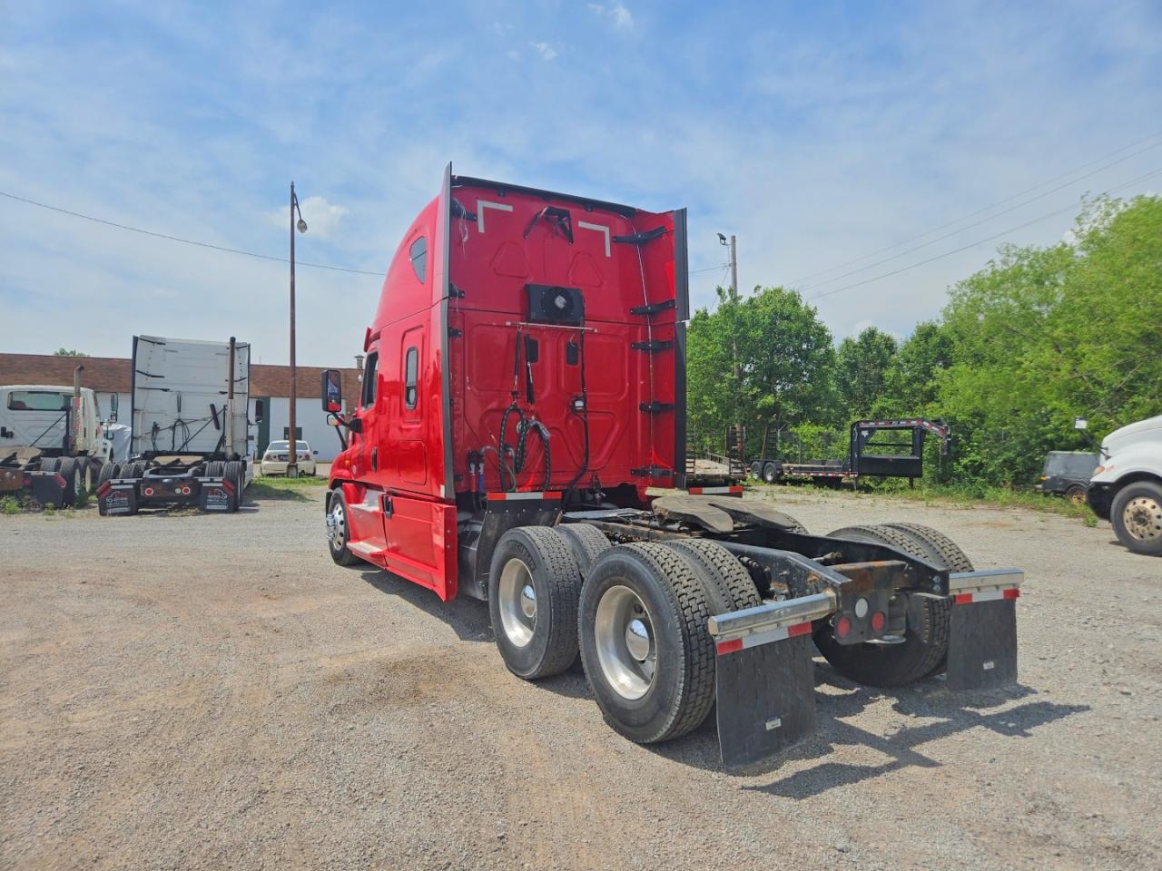 2016 FREIGHTLINER All other VIN 1FUJGLBG9GLGY3638 photo 3