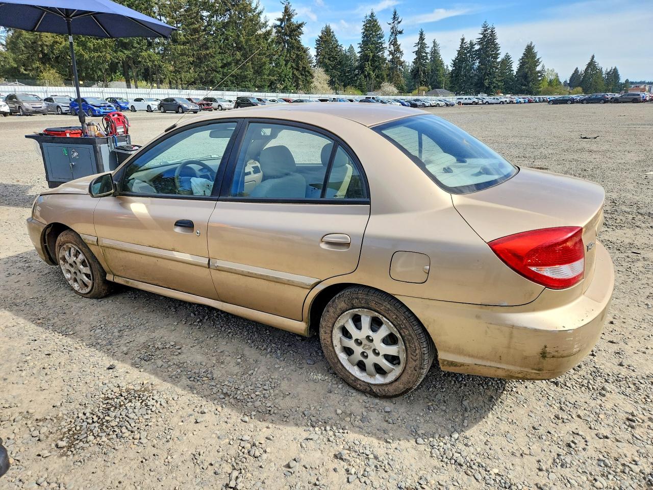 2003 Kia Rio VIN KNADC125636209300 photo 2