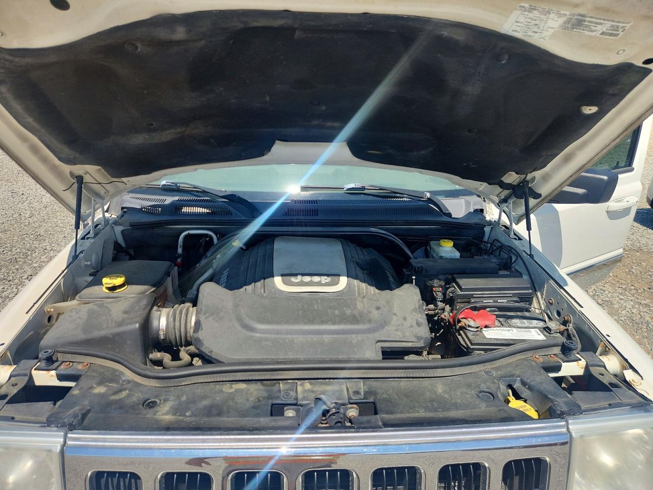 2006 Jeep Commander VIN 1J8HG58266C366868 photo 12