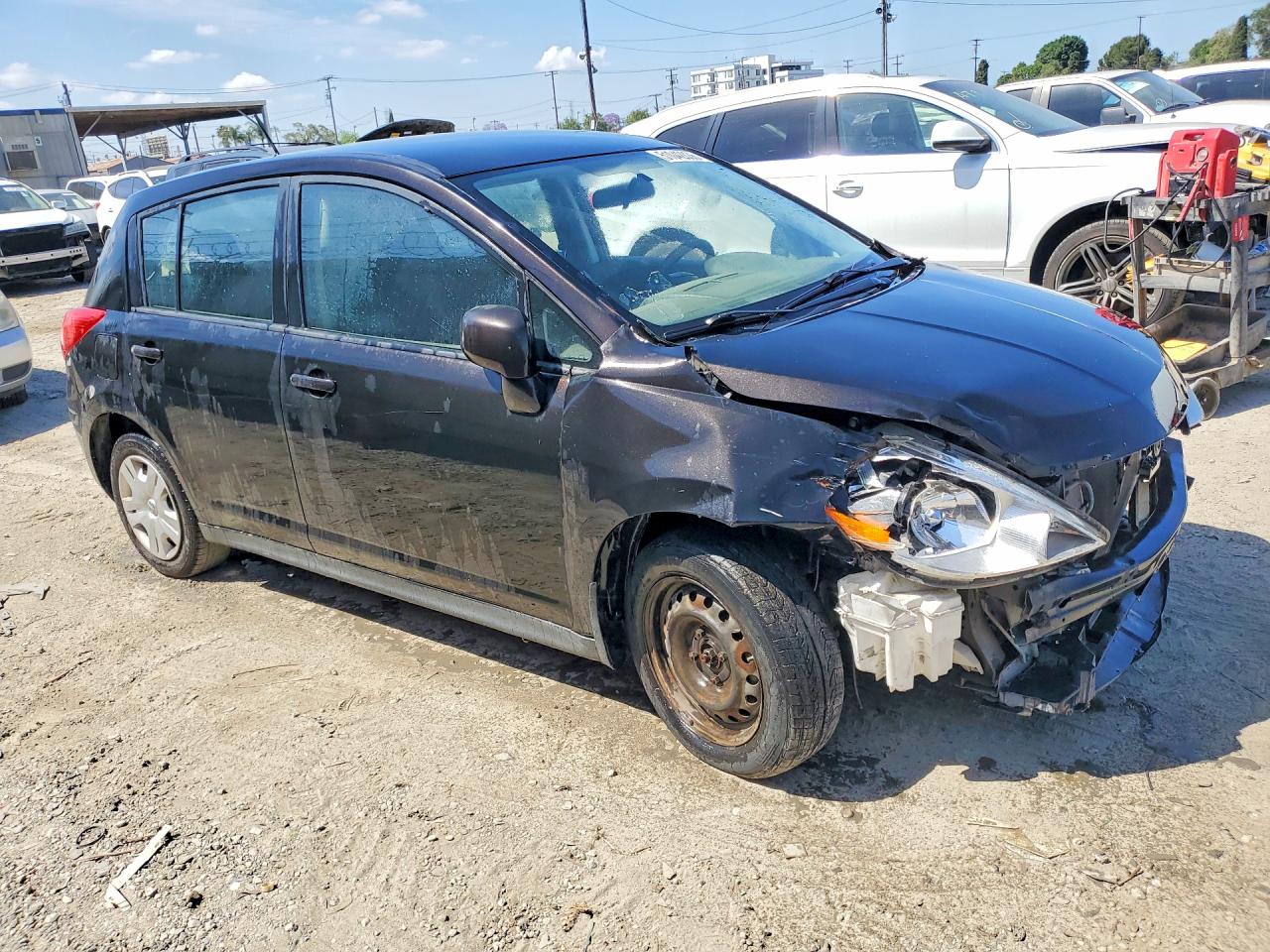 2011 Nissan Versa 1.8 VIN 3N1BC1CP8BL455265 photo 4