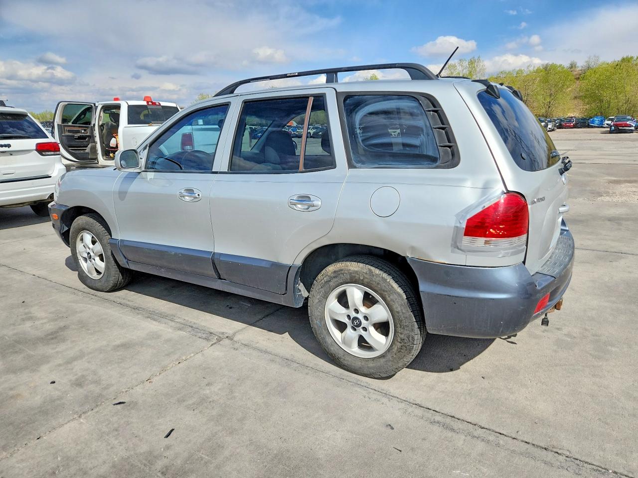 2005 HYUNDAI Santa fe VIN KM8SC73E25U897057 photo 2