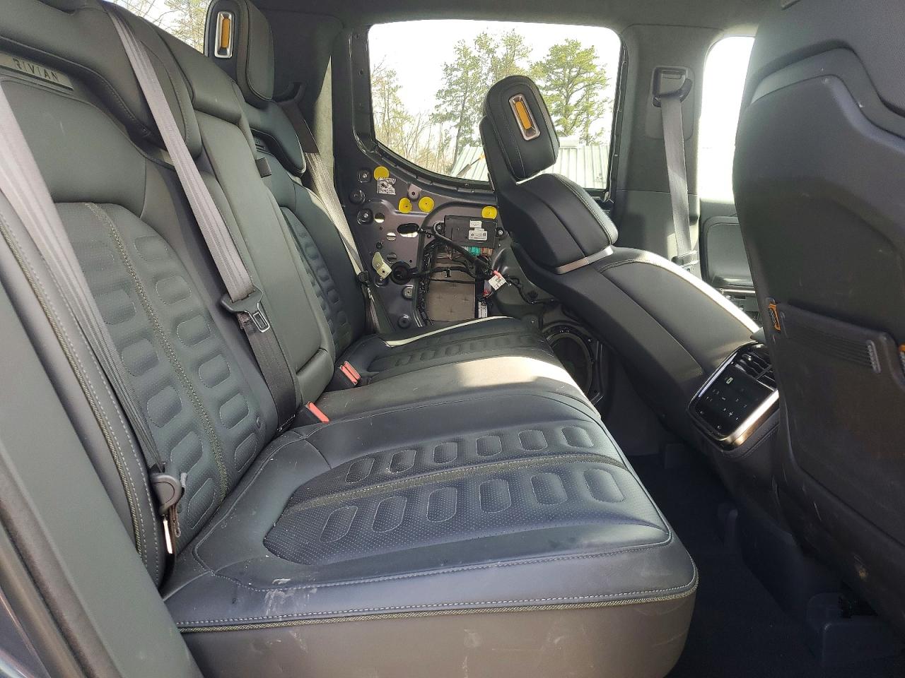 2022 Rivian Rit VIN 7FCTGAAL5NN001429 photo 10