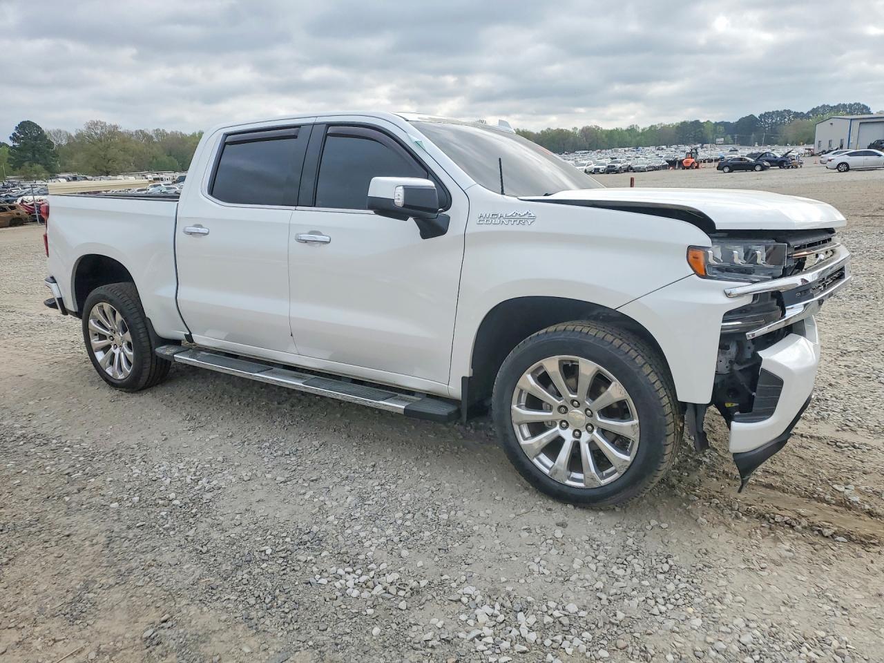 2020 Chevrolet Silverado VIN 3GCUYHED3LG373201 photo 4