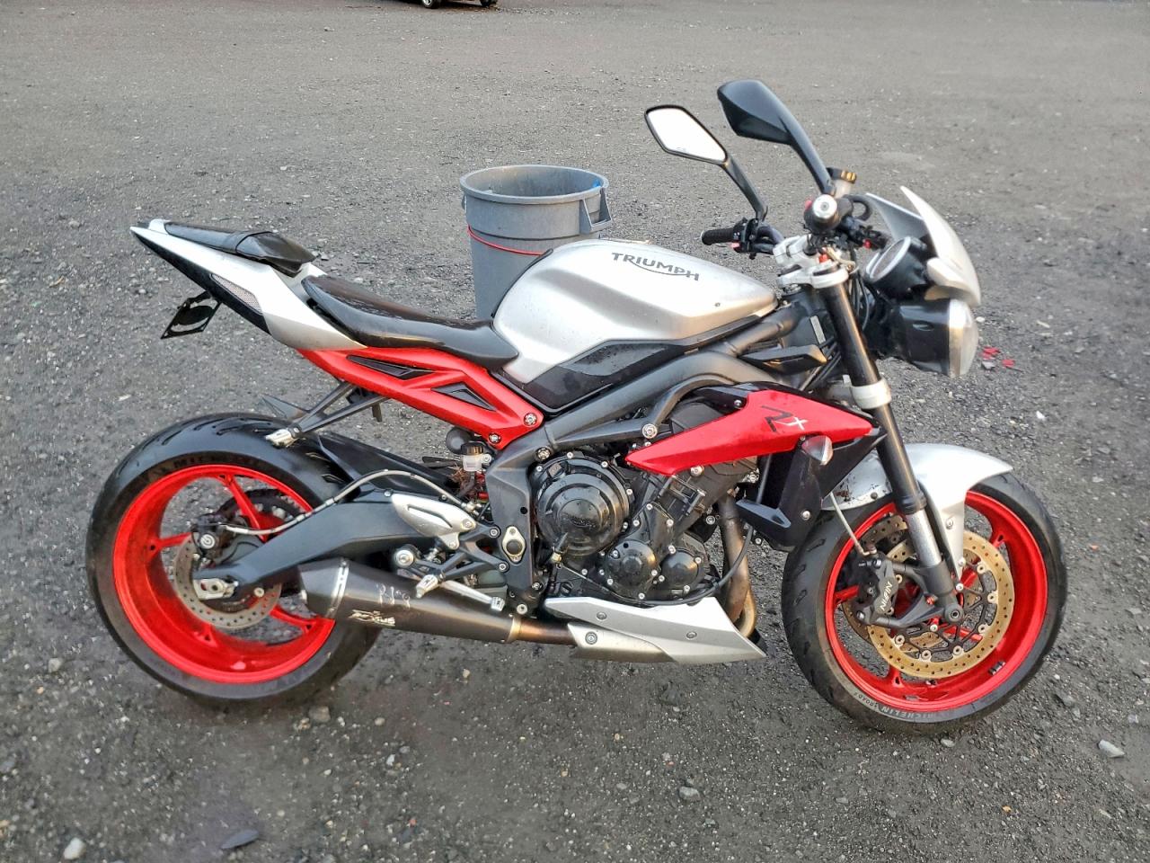 2015 TRIUMPH Street VIN SMTL03NE8FT685795 photo 1