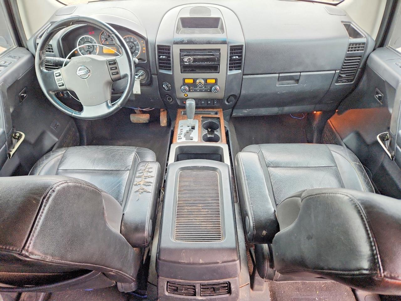 2010 Nissan TITAN VIN 1N6BA0EC6AN319431 photo 8