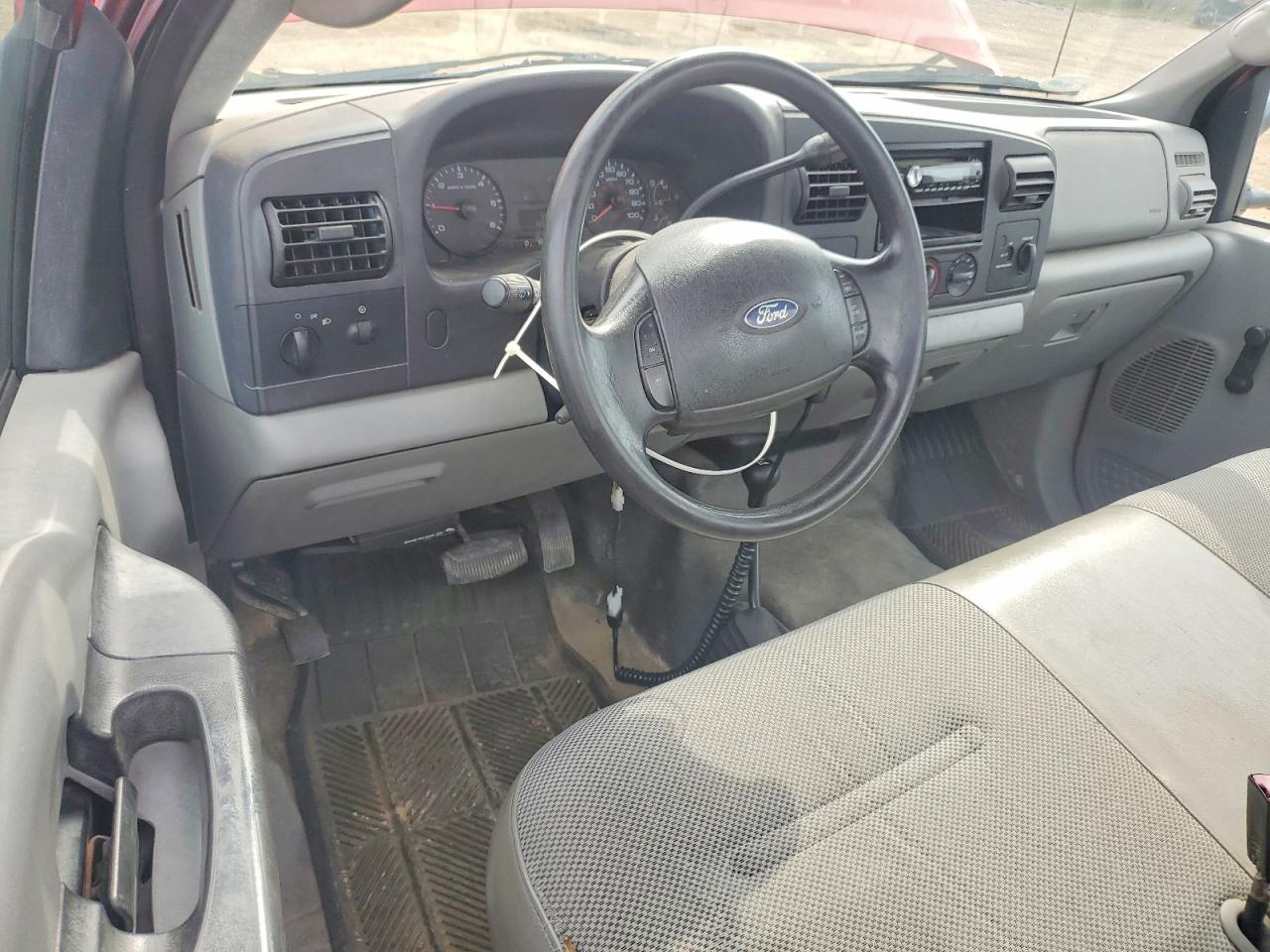 2005 Ford F250 VIN 1FTNF215X5EC92096 photo 8