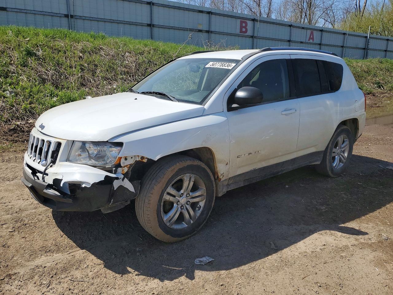 2013 Jeep Compass VIN 1C4NJDCB2DD245615 photo 1