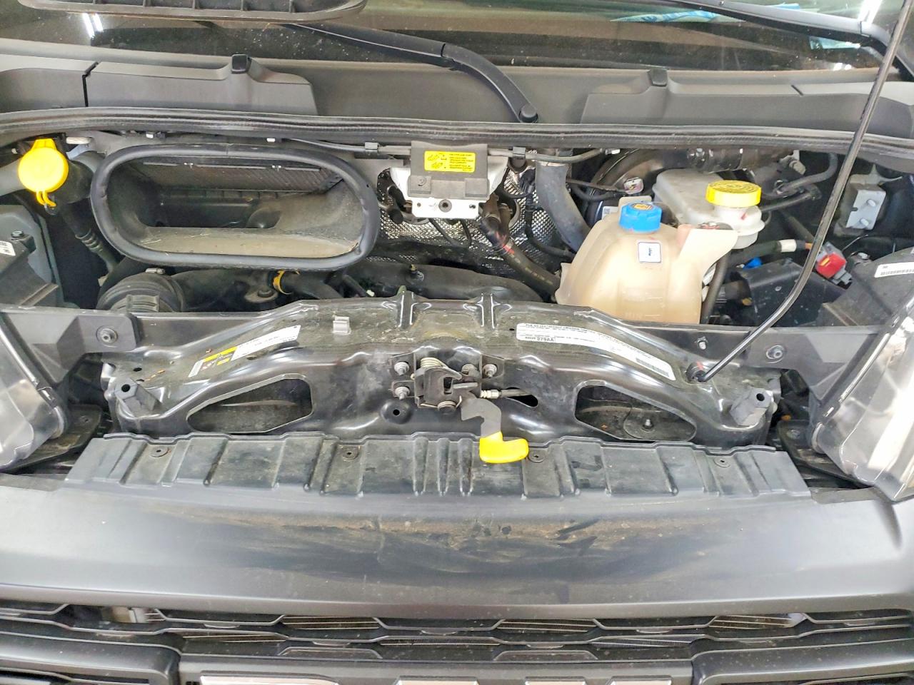 2024 Ram Promaster VIN 3C6LRVCG7RE125209 photo 11