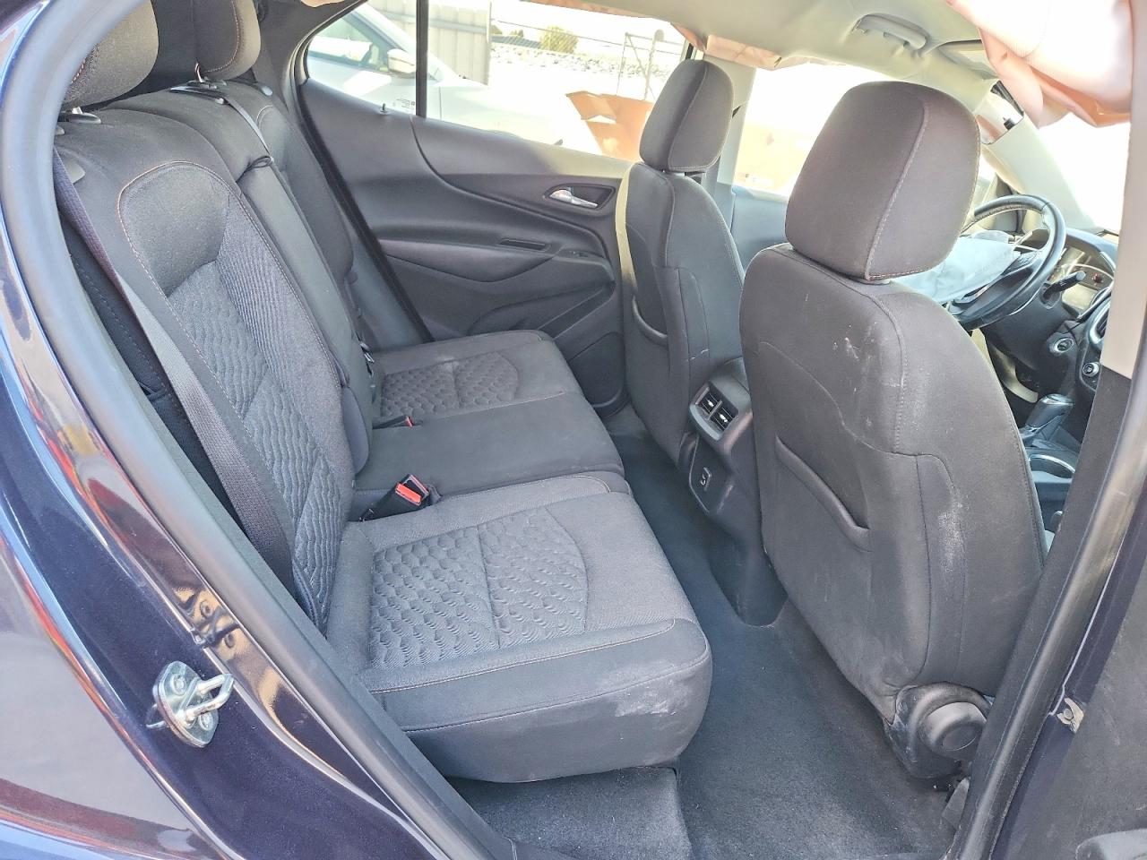 2019 Chevrolet Equinox VIN 3GNAXUEV0KS535182 photo 11