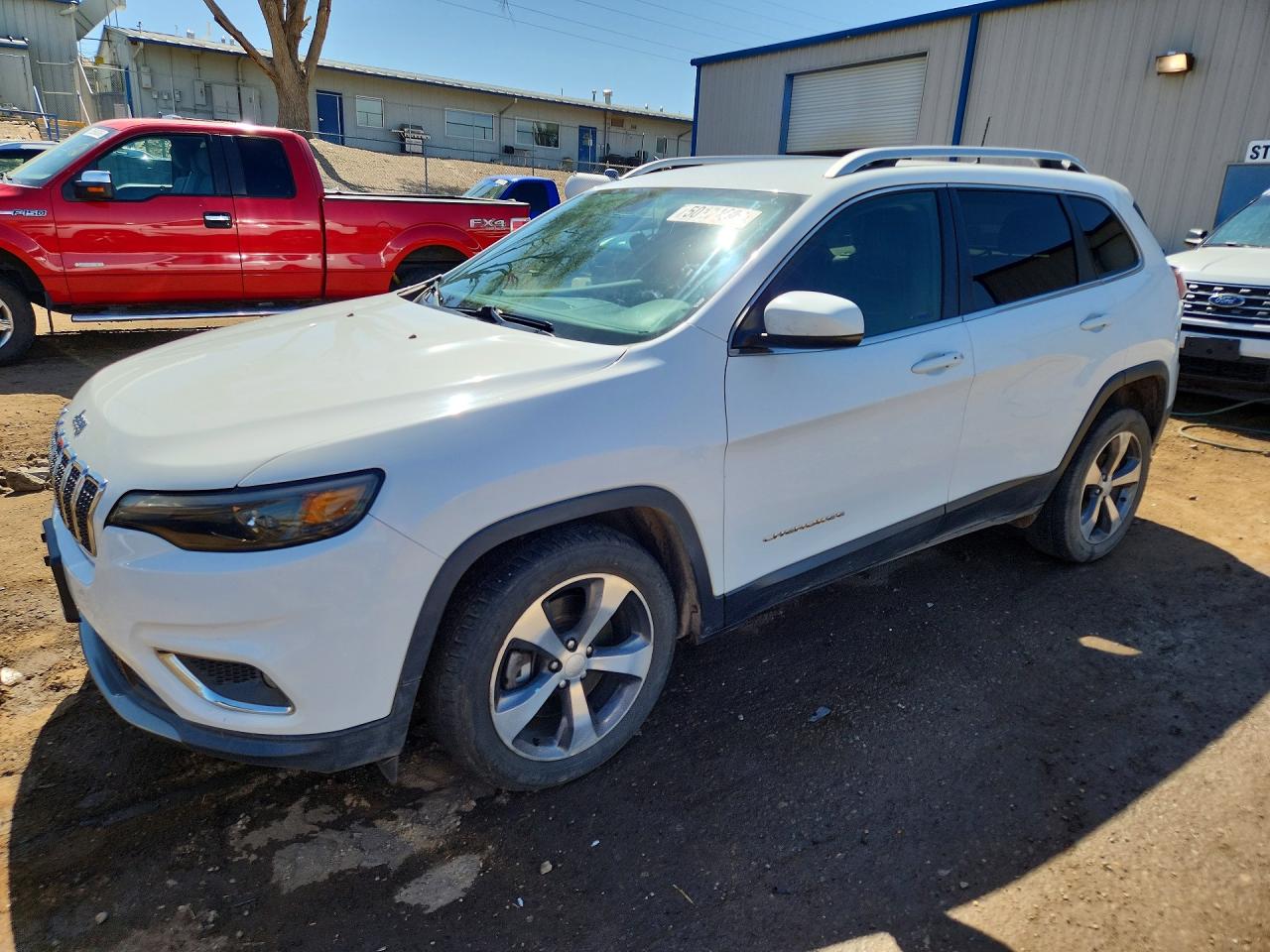 2020 Jeep Cherokee VIN 1C4PJLDB4LD538402 photo 1
