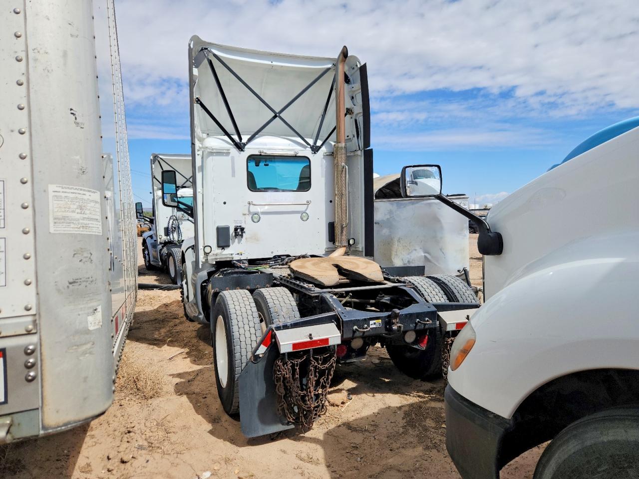 2018 PETERBILT All other VIN 1XPBA48X2JD477990 photo 3