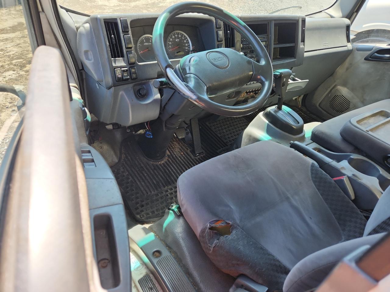 2011 Isuzu Npr VIN JALC4W160B7001407 photo 8