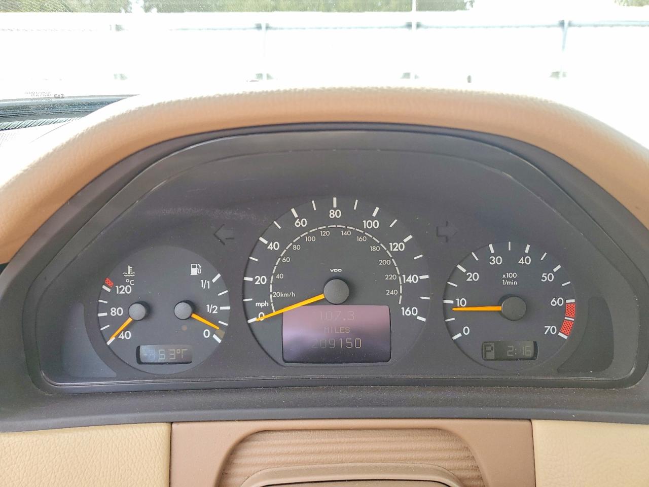 2001 Mercedes-Benz E-class VIN WDBJF65J81B386260 photo 9