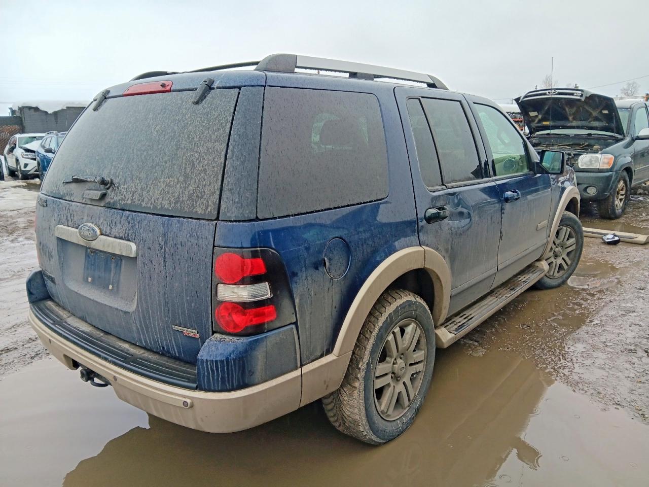 2006 Ford Explorer VIN 1FMEU64E46UB29892 photo 3