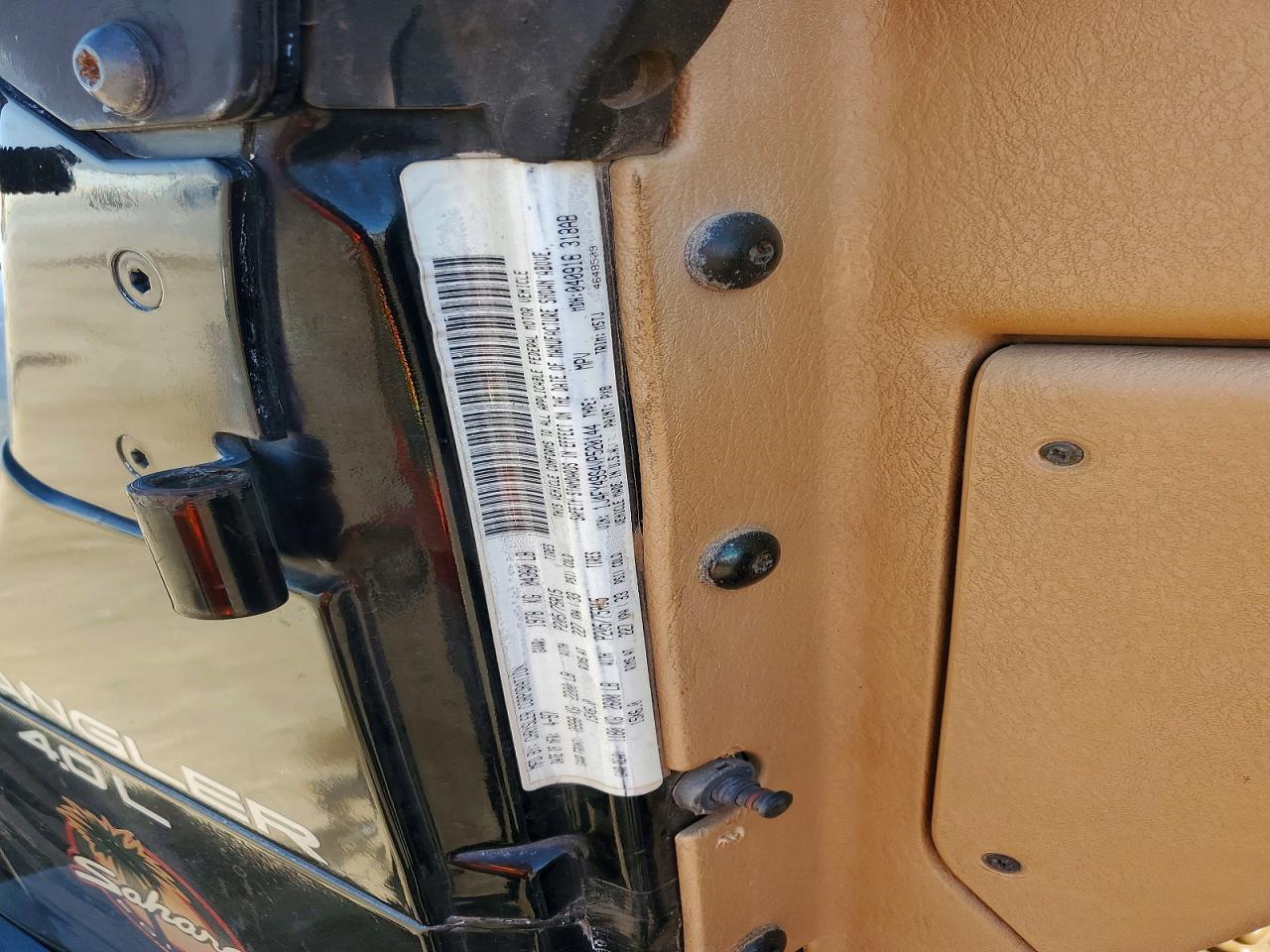 1997 Jeep Wrangler / VIN 1J4FY49S4VP520144 photo 12