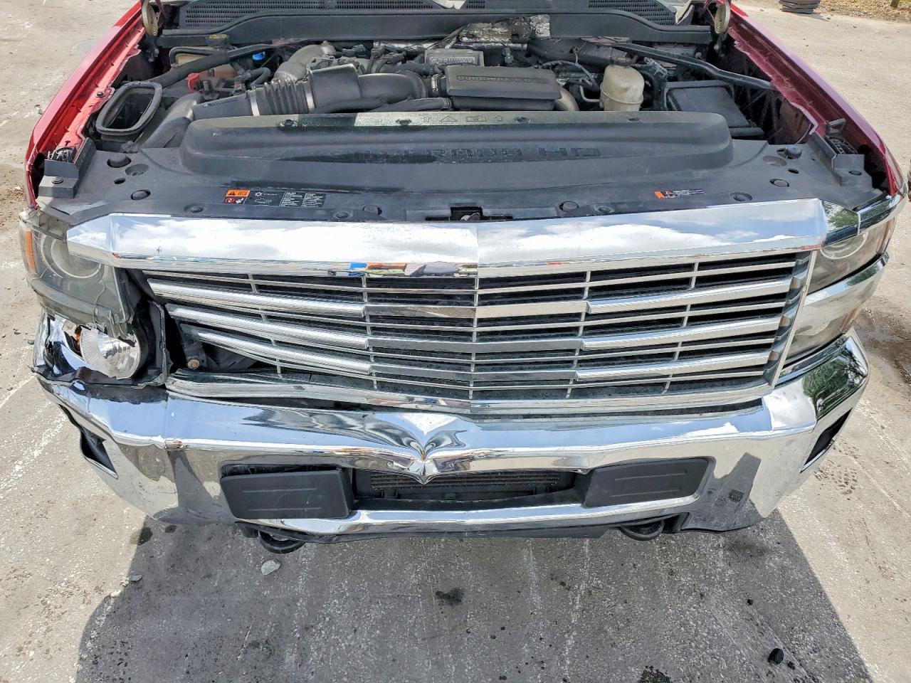 2018 Chevrolet All models VIN 1GC1KVEY2JF140382 photo 11