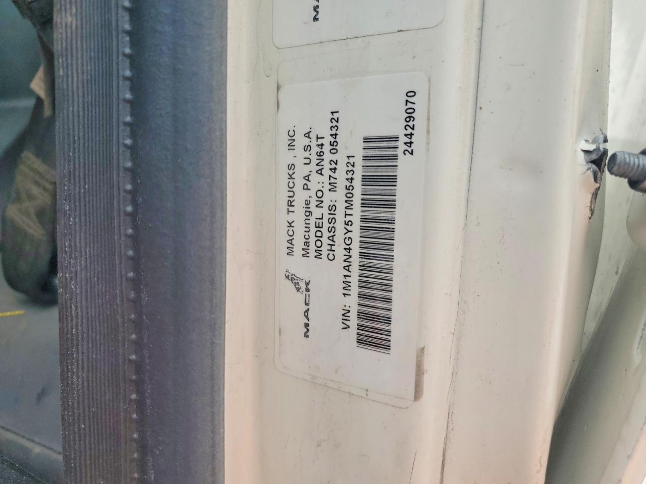 2026 MACK All other VIN 1M1AN4GY5TM054321 photo 10