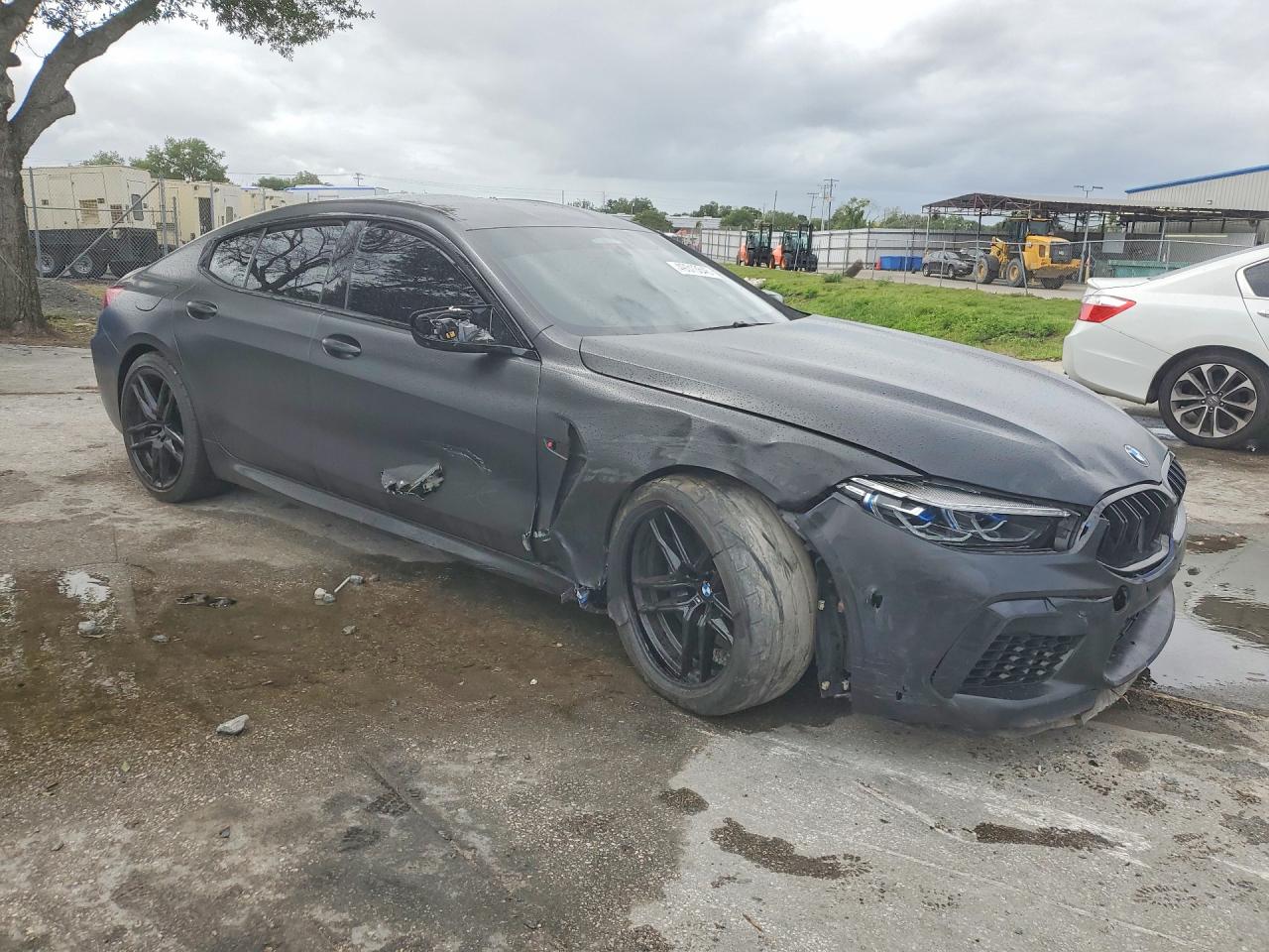 2022 BMW M8 VIN WBSGV0C03NCH18297 photo 4