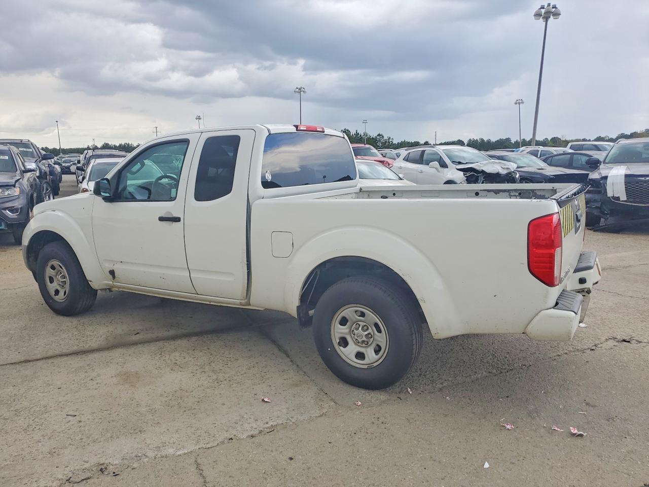 2017 Nissan Frontier VIN 1N6BD0CT3HN712985 photo 2
