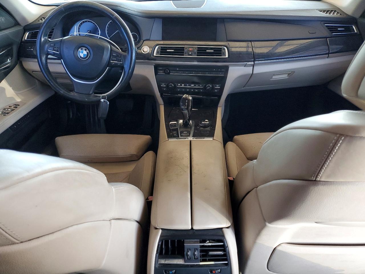 2009 BMW 7 series VIN WBAKB835X9CY62319 photo 8