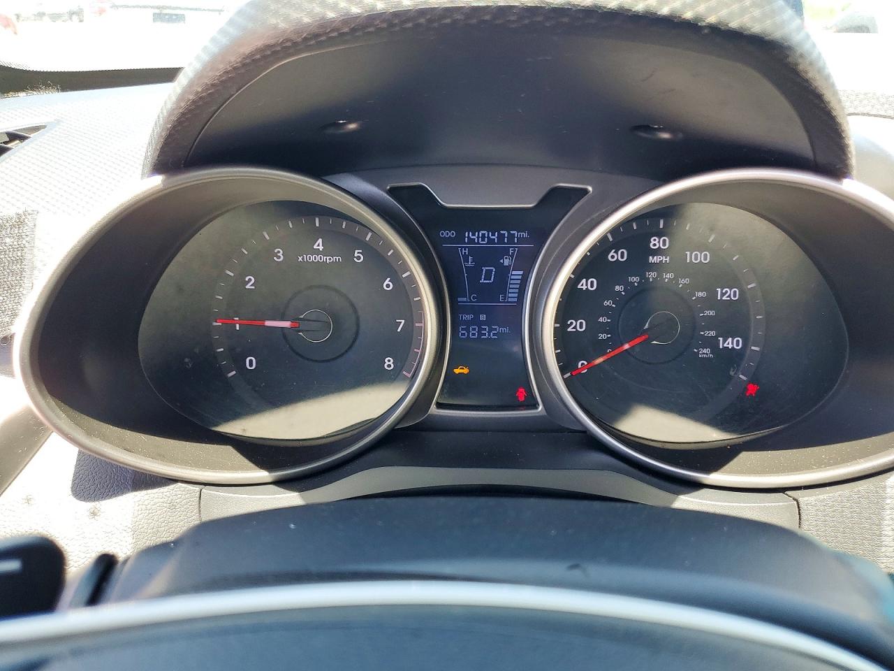 2012 Hyundai Veloster VIN KMHTC6AD0CU053766 photo 9