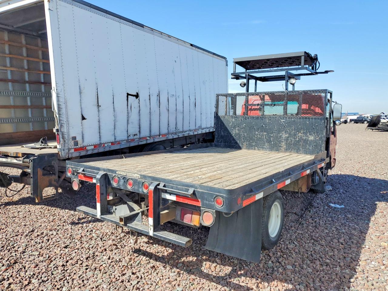 2006 Isuzu Npr VIN JALB4B16467003056 photo 3