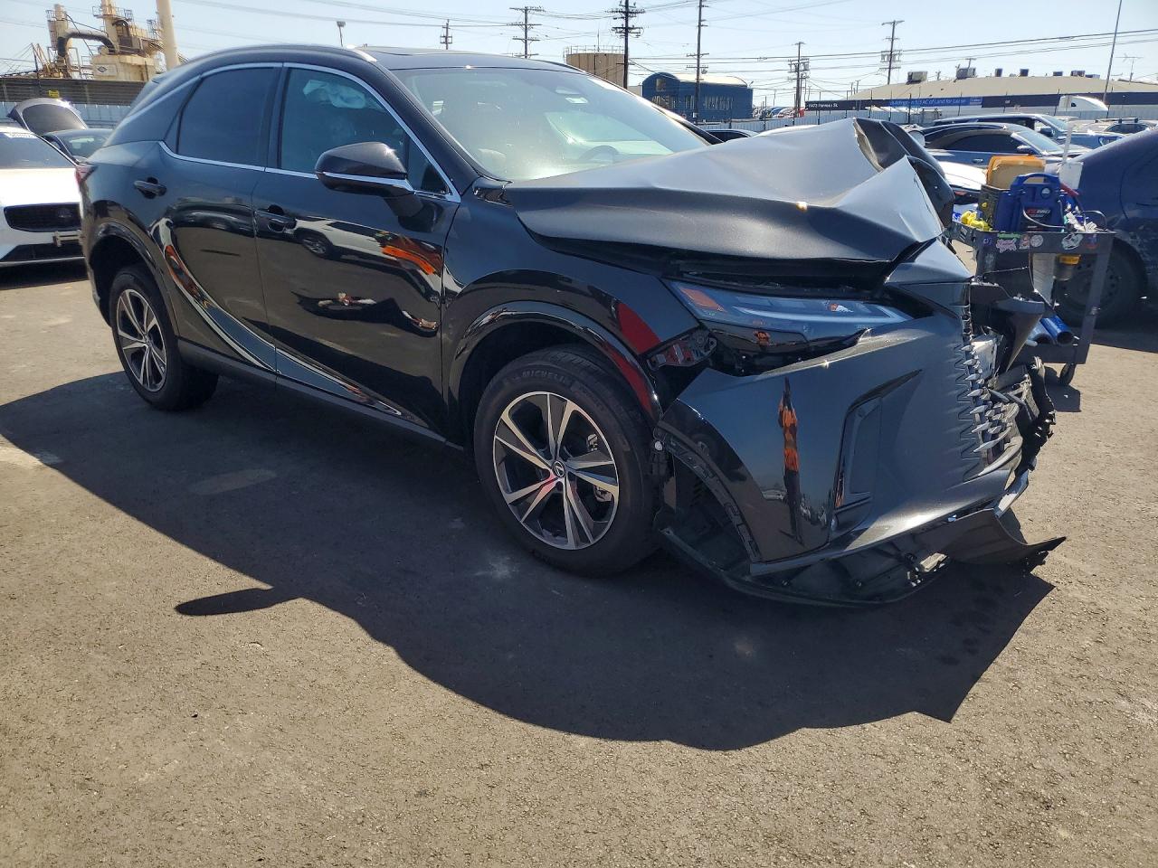 2024 Lexus Rx350 VIN 2T2BAMBA8RC030588 photo 4