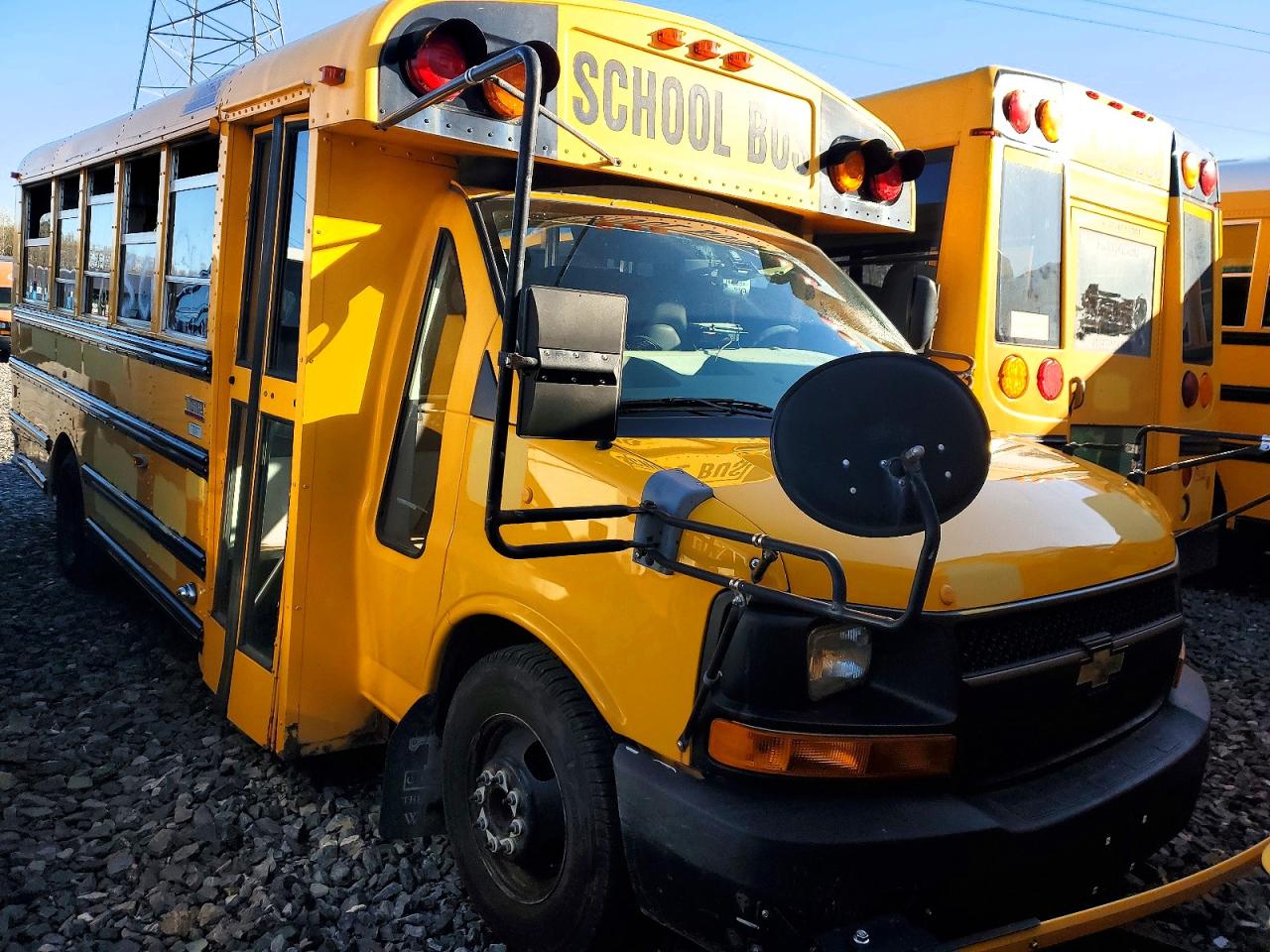2011 COLLINS Express VIN 1GB3G3BG8B1172783 photo 1