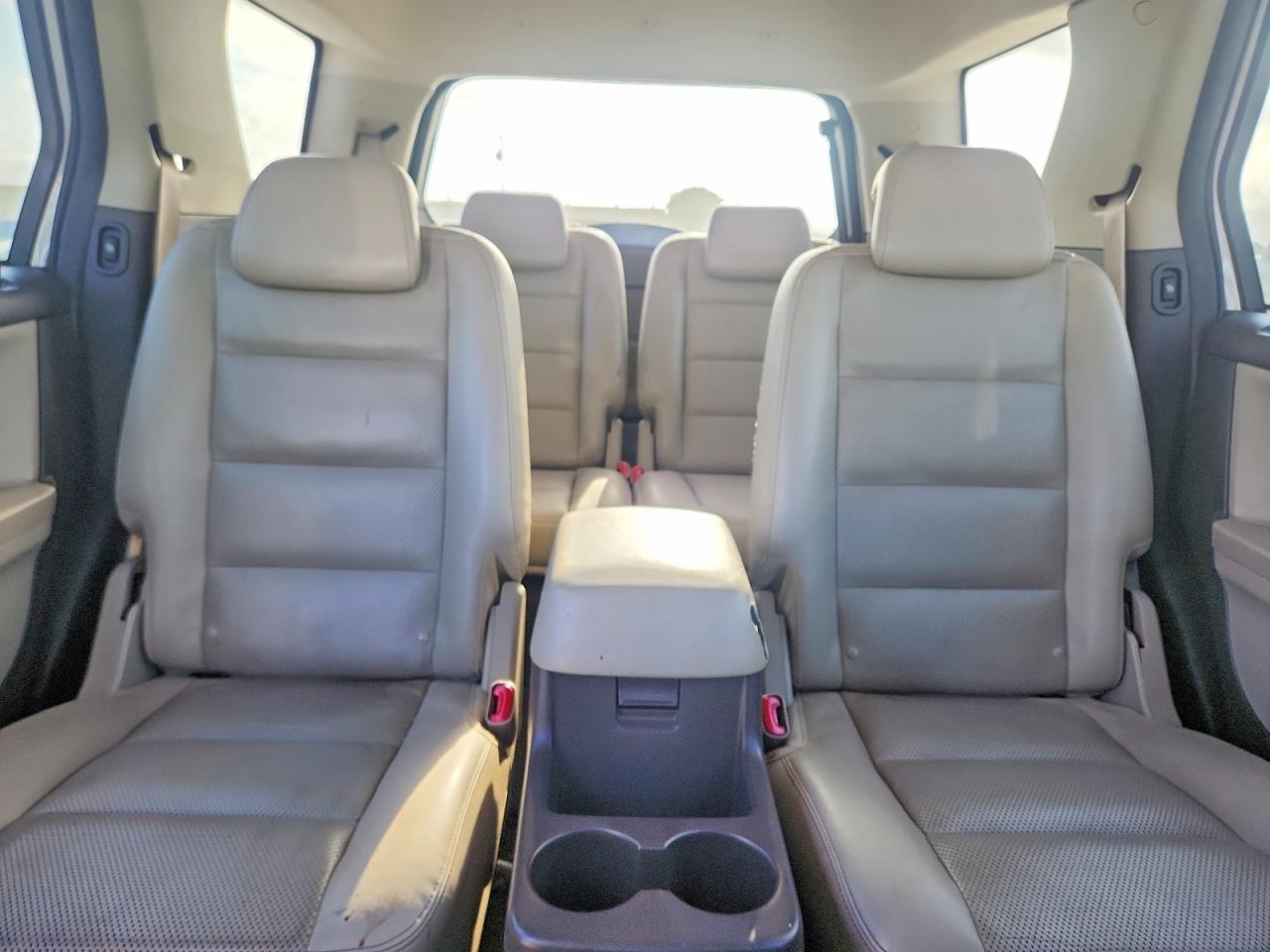 2008 Ford Taurus VIN 1FMDK03W68GA10400 photo 10