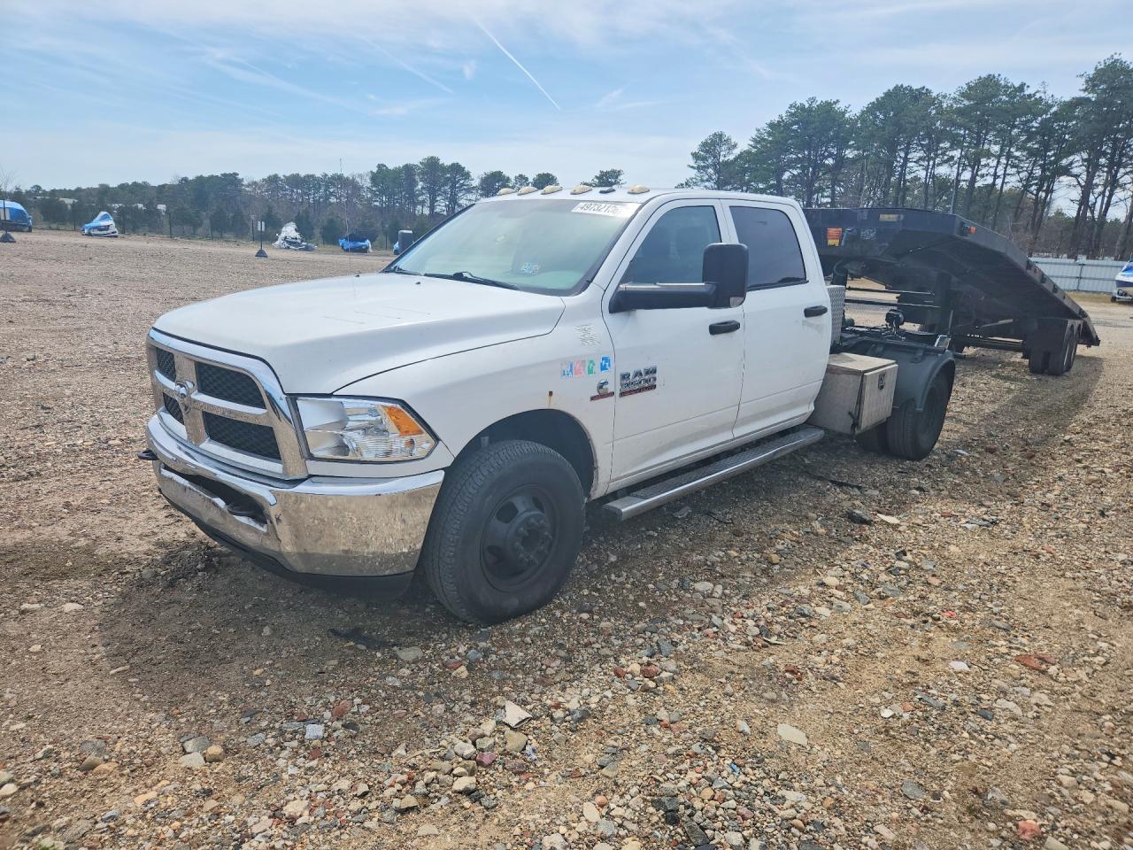 2015 Ram 3500 VIN 3C63RPGL0FG555568 photo 1