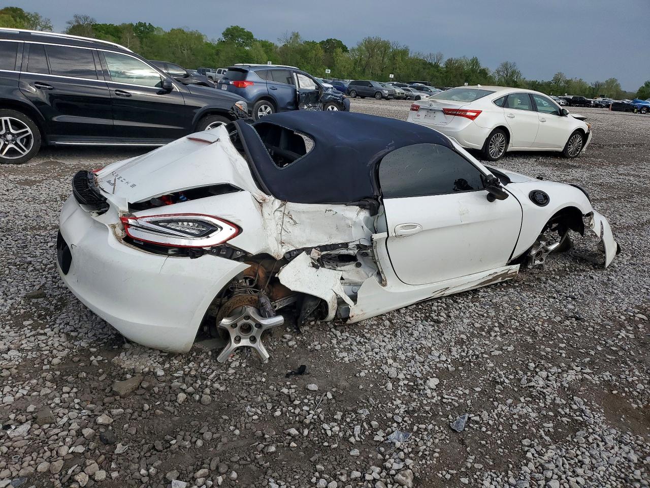 2013 Porsche Boxster VIN WP0CA2A88DS113893 photo 3