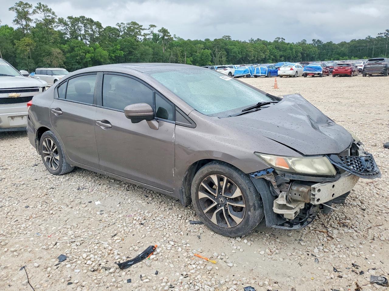 2015 Honda Civic VIN 19XFB2F86FE046686 photo 4