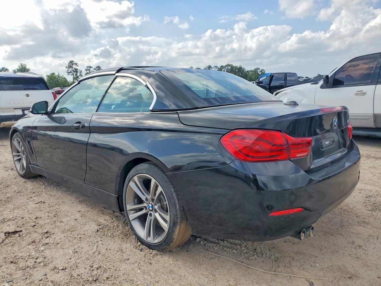 2018 BMW 4 series VIN WBA4Z1C54JEC60037 photo 2