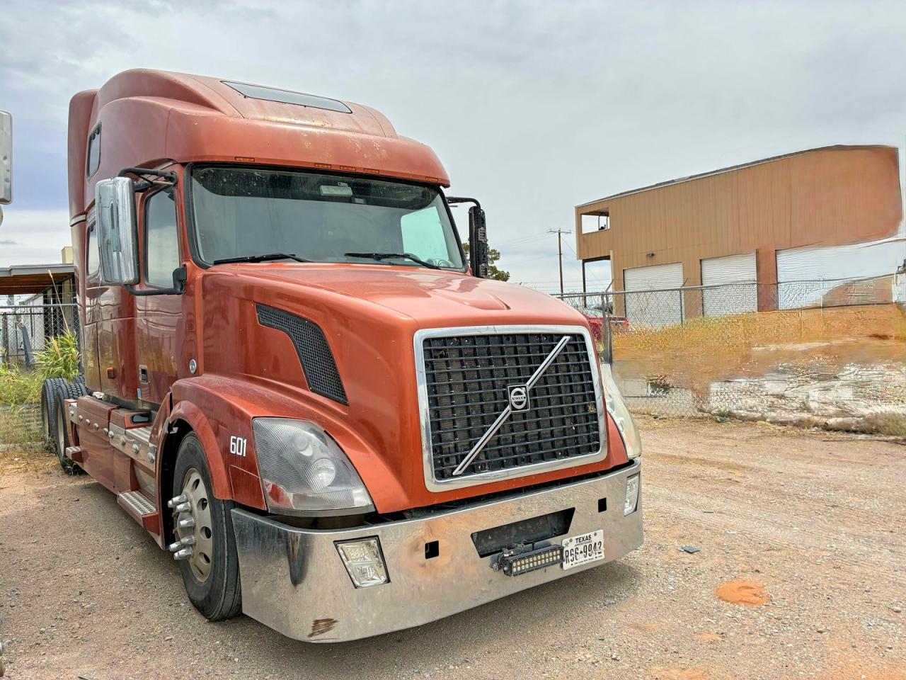 2007 Volvo Vn VIN 4V4NC9KK87N466664 photo 1