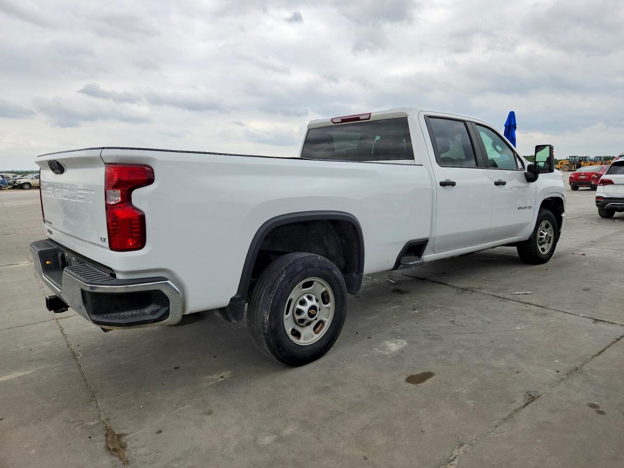 2023 Chevrolet All models VIN 1GB1WLE71PF244200 photo 3