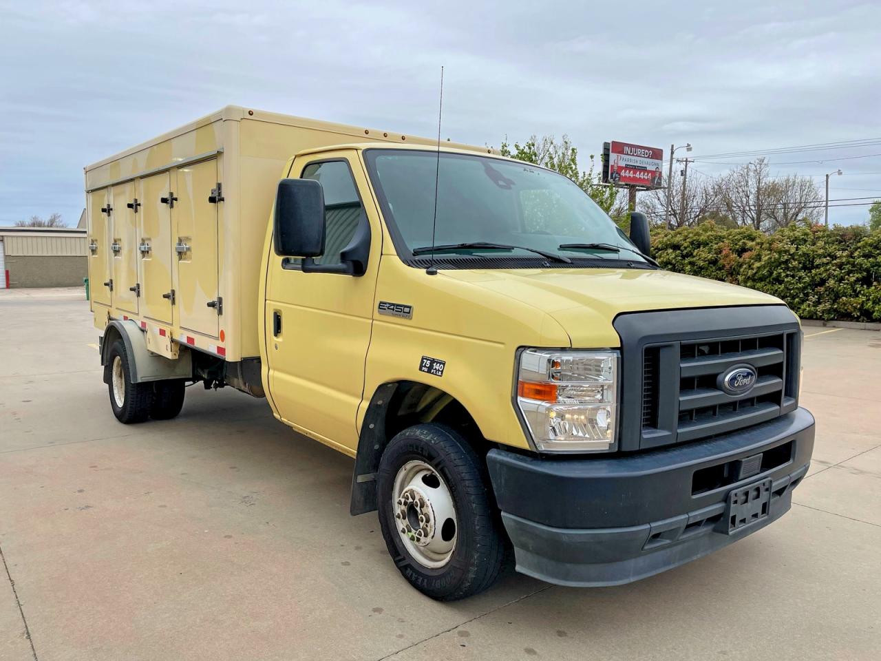 2021 Ford Econoline VIN 1FDXE4FN8MDC34245 photo 1