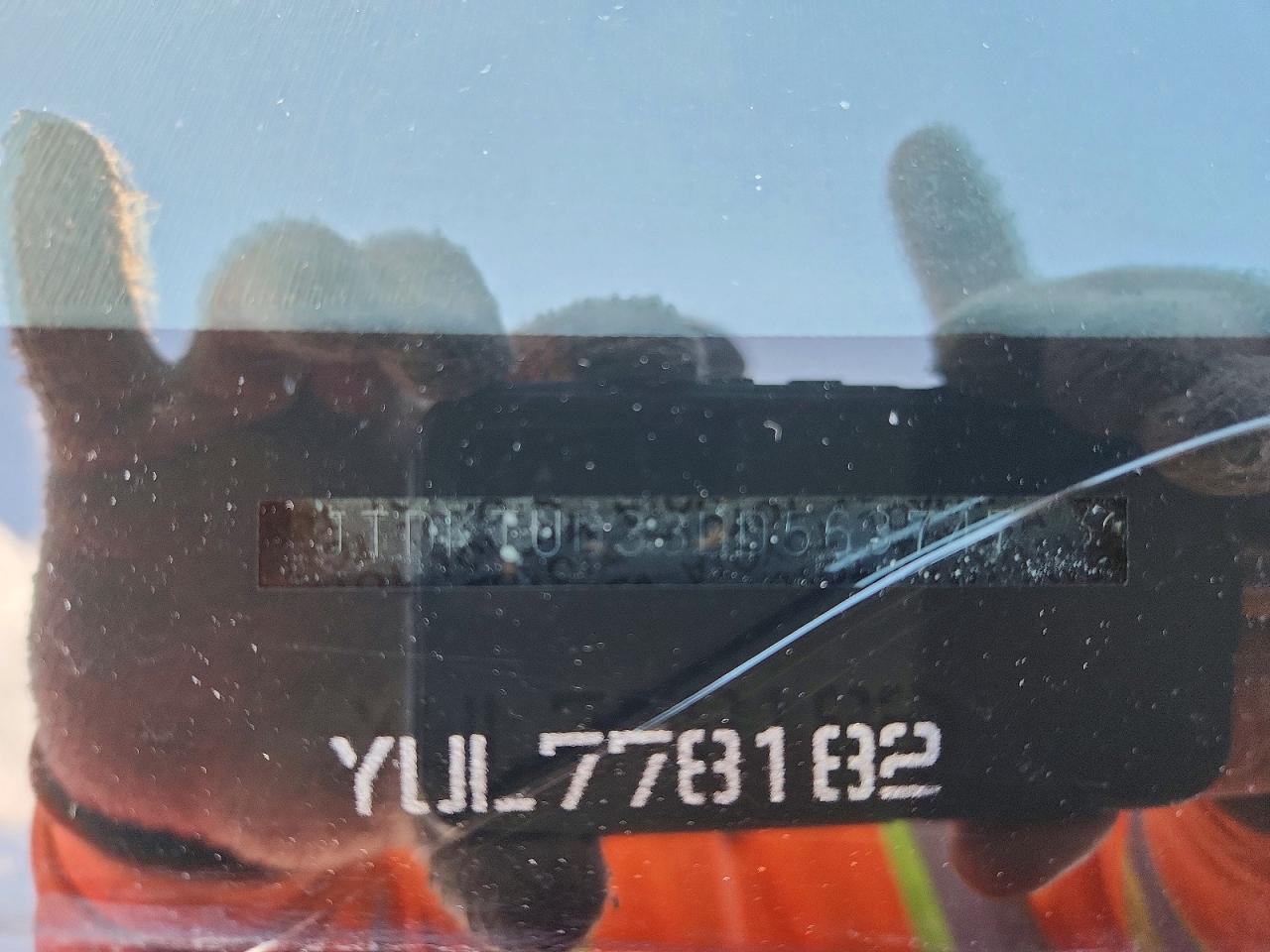 2013 Toyota Yaris VIN JTDKTUD33DD563747 photo 12