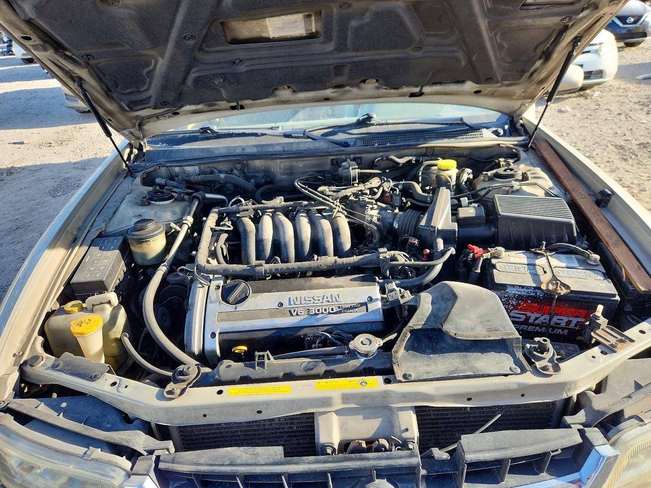 1999 Nissan Maxima VIN JN1CA21AXXT104682 photo 11