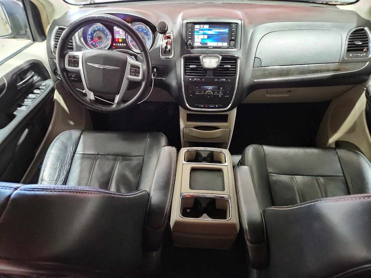 2014 Chrysler Minivan VIN 2C4RC1BG4ER159129 photo 8
