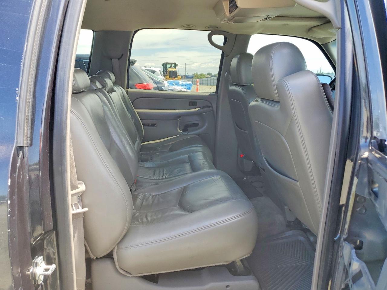 2005 GMC Yukon VIN 3GKFK16Z35G165600 photo 11