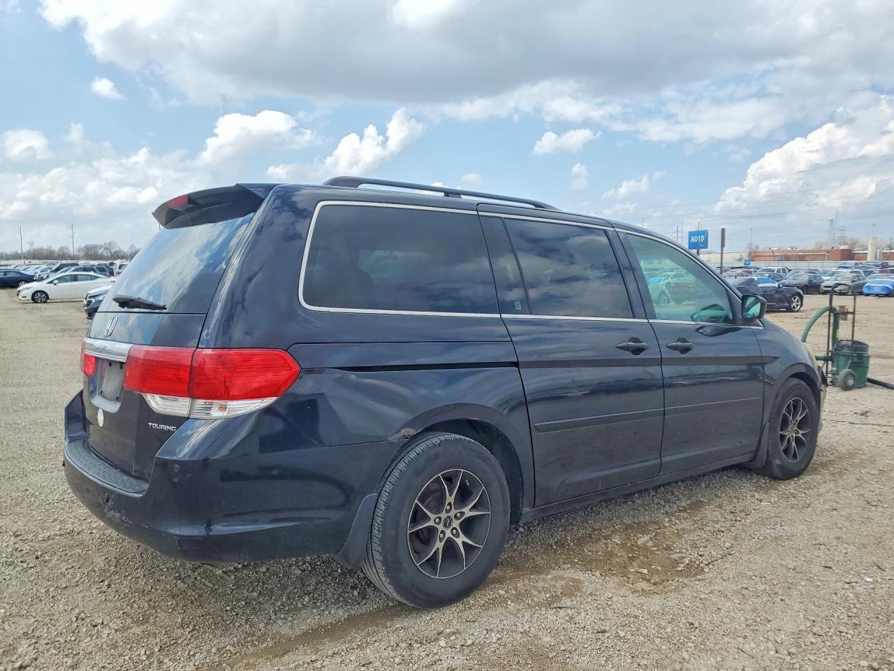 2008 HONDA Odyssey VIN 5FNRL38968B001279 photo 3