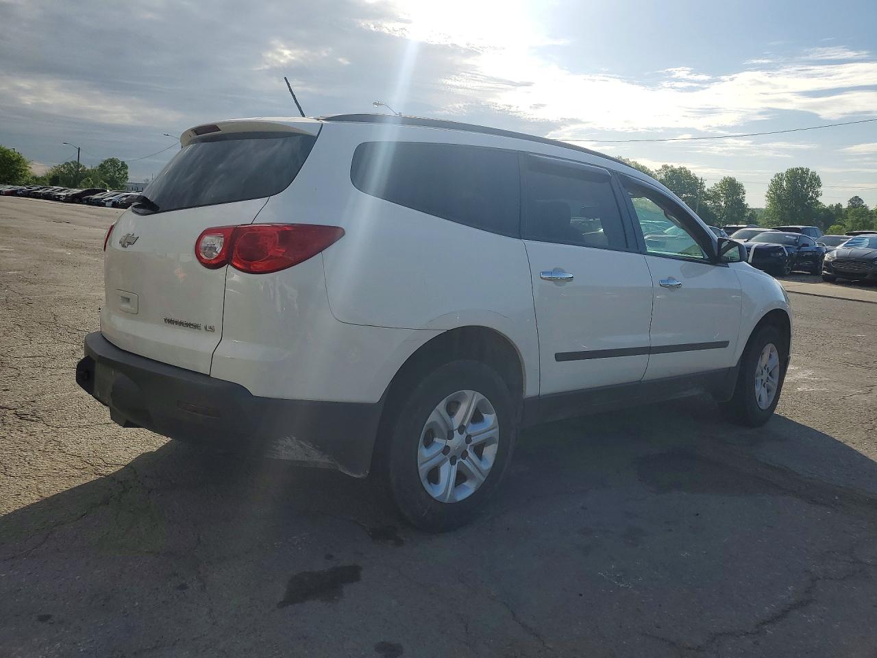 2010 CHEVROLET Traverse VIN 1GNLREED6AJ219480 photo 3