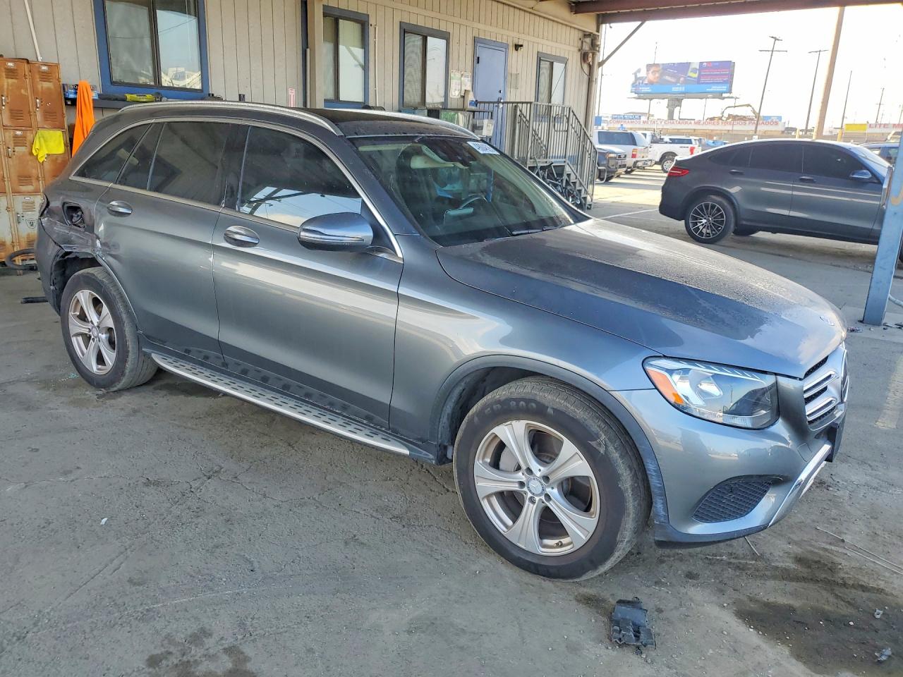 2016 Mercedes-Benz Glc class VIN WDC0G4JB0GF019426 photo 4